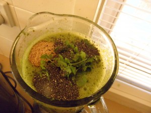green smoothie with coriander, flaxseed and chia seeds