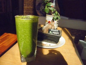 green smoothie with bonsai