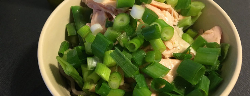 shallots, orange dressing, soba and salmon